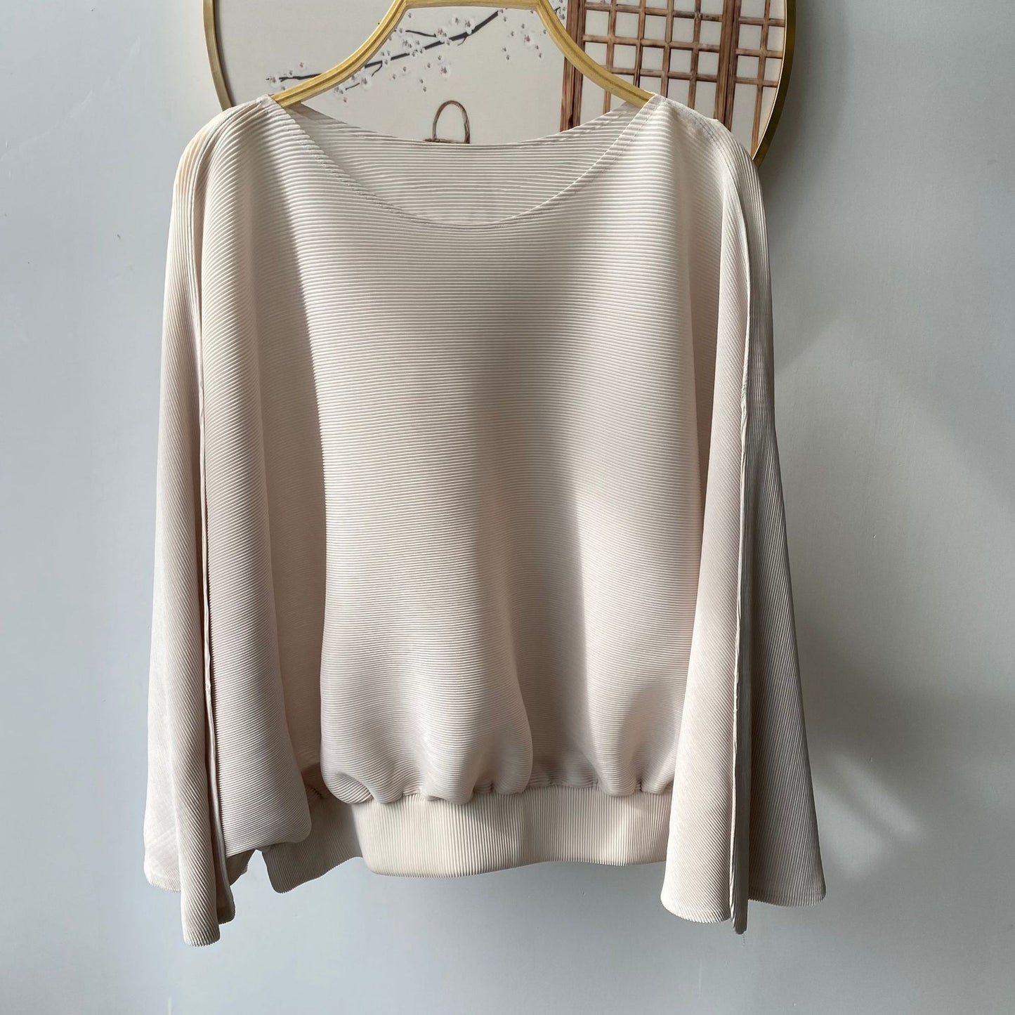 Clothing  Lifestyle Casual Loose Fit Designer Pleated Top with High-End Crease Details