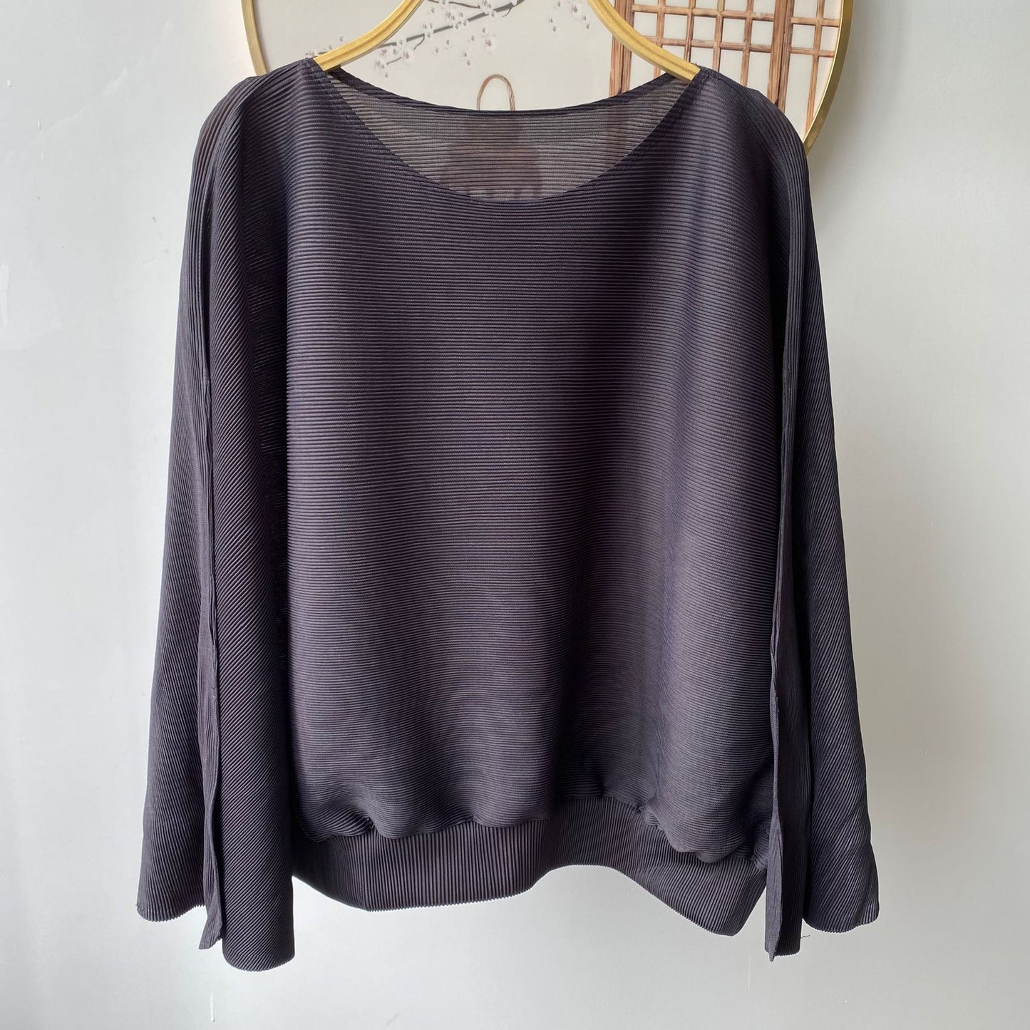 Clothing  Lifestyle Casual Loose Fit Designer Pleated Top with High-End Crease Details