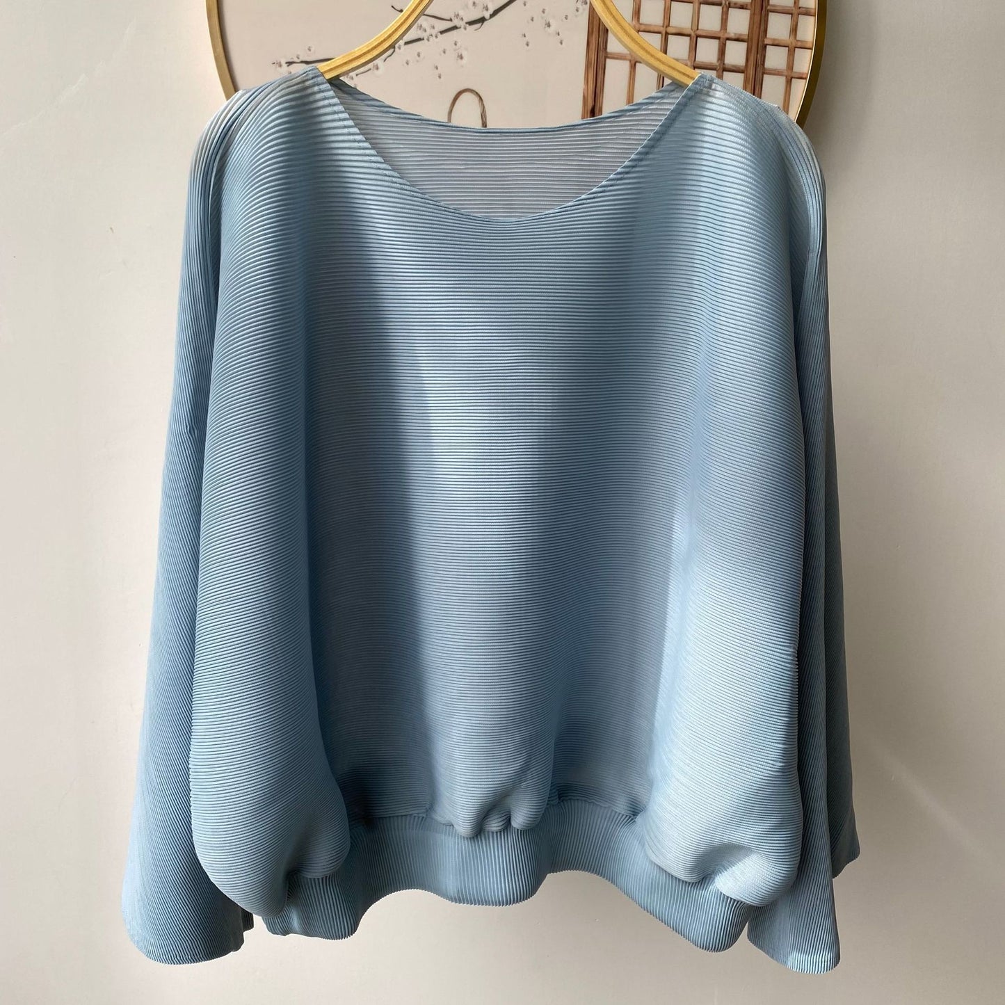 Clothing  Lifestyle Casual Loose Fit Designer Pleated Top with High-End Crease Details
