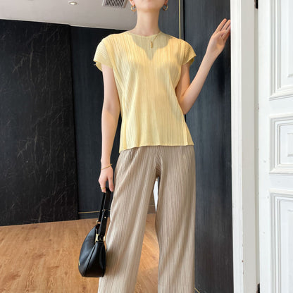 Elegant Minimalist Trench CoatSolid Color Versatile Casual Top for Office Wear