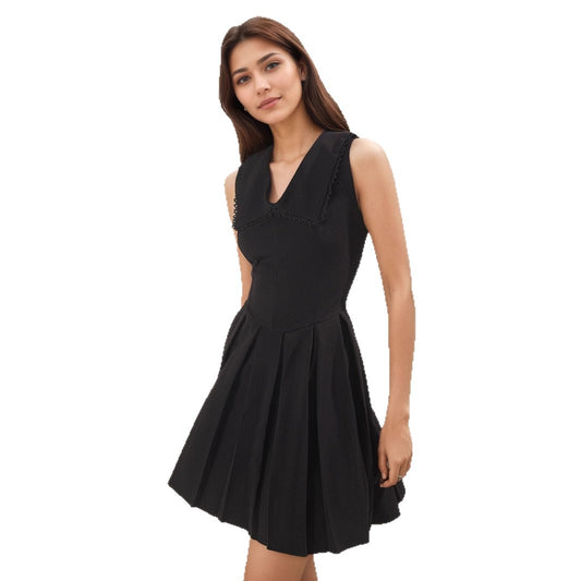 V-neck slim fit dress