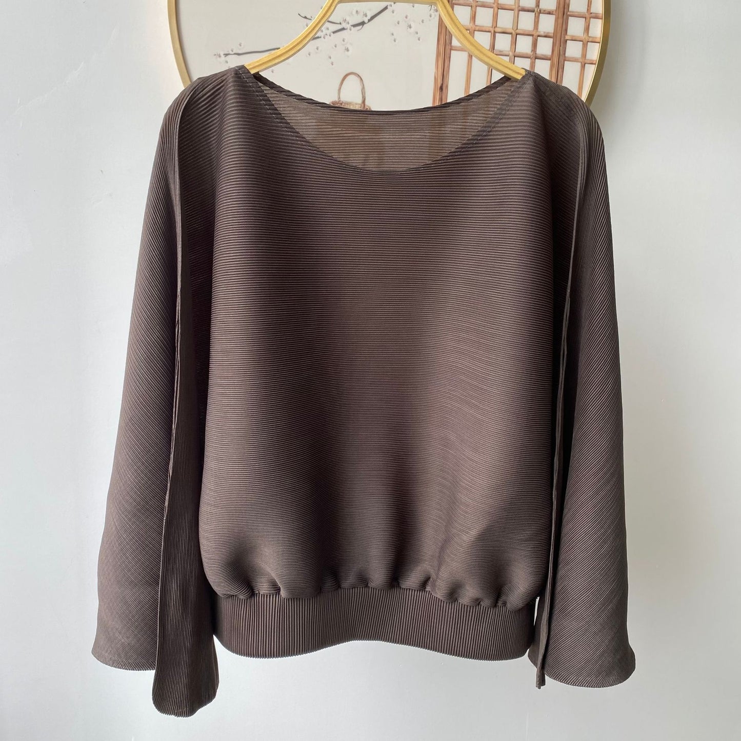 Clothing  Lifestyle Casual Loose Fit Designer Pleated Top with High-End Crease Details