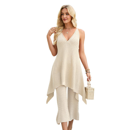 Sleeveless top and pants set