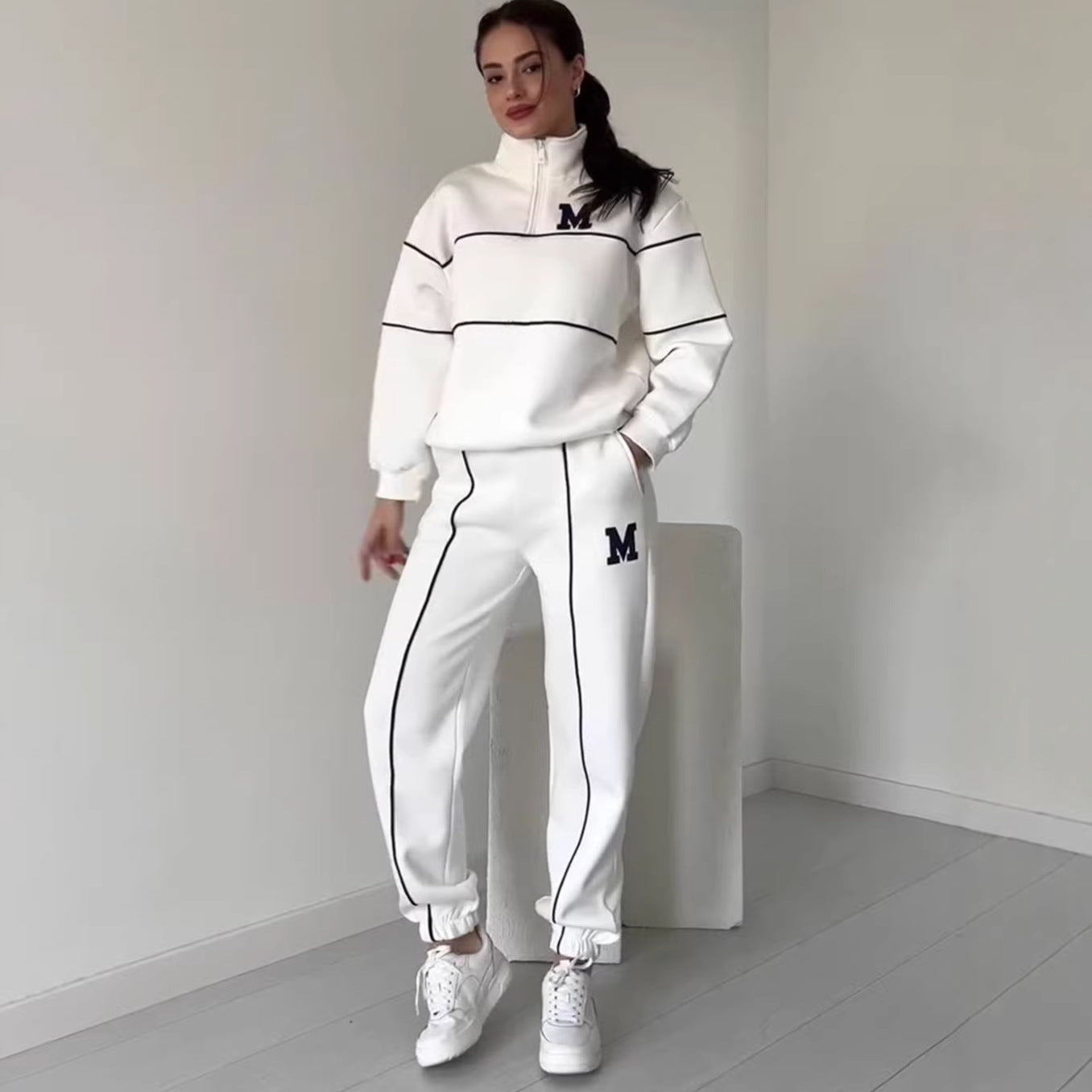 Fashionable Loose Set Design Sporty Style Outfit