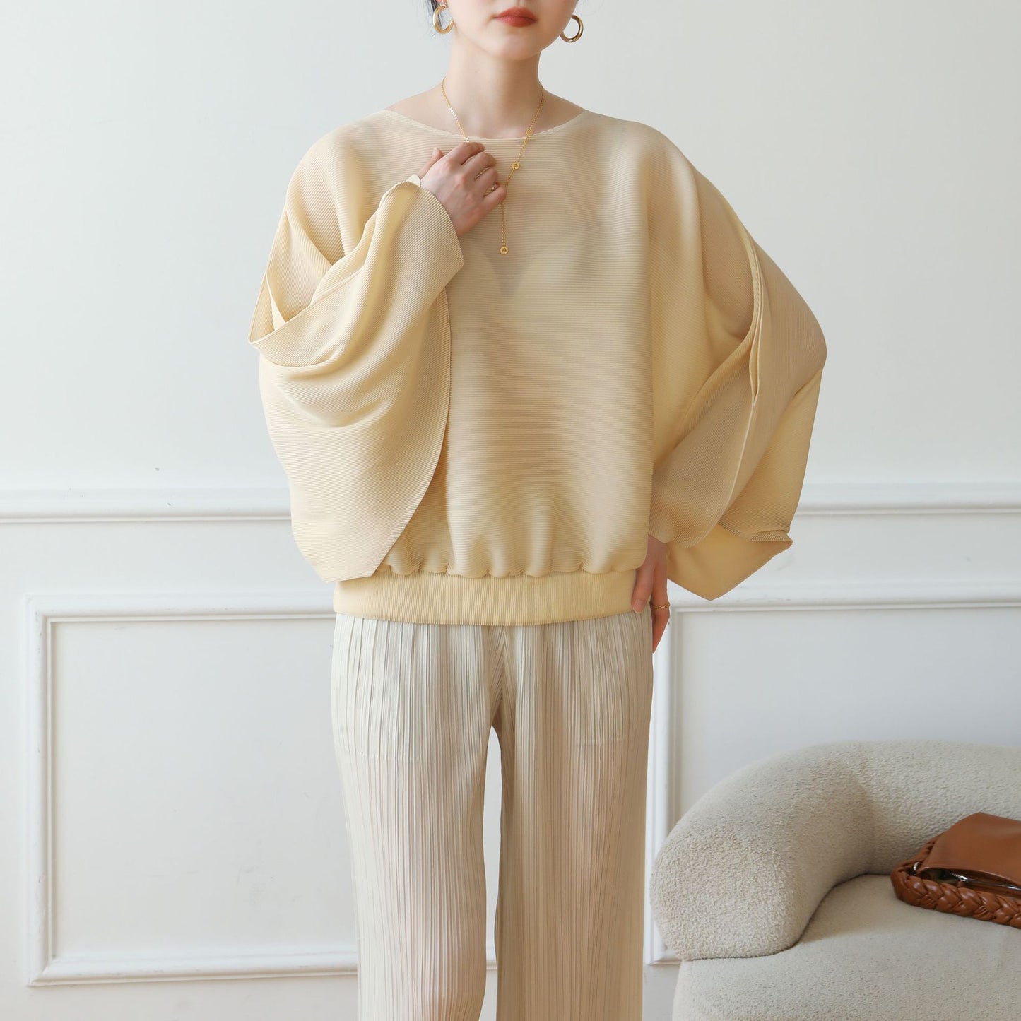 Clothing  Lifestyle Casual Loose Fit Designer Pleated Top with High-End Crease Details