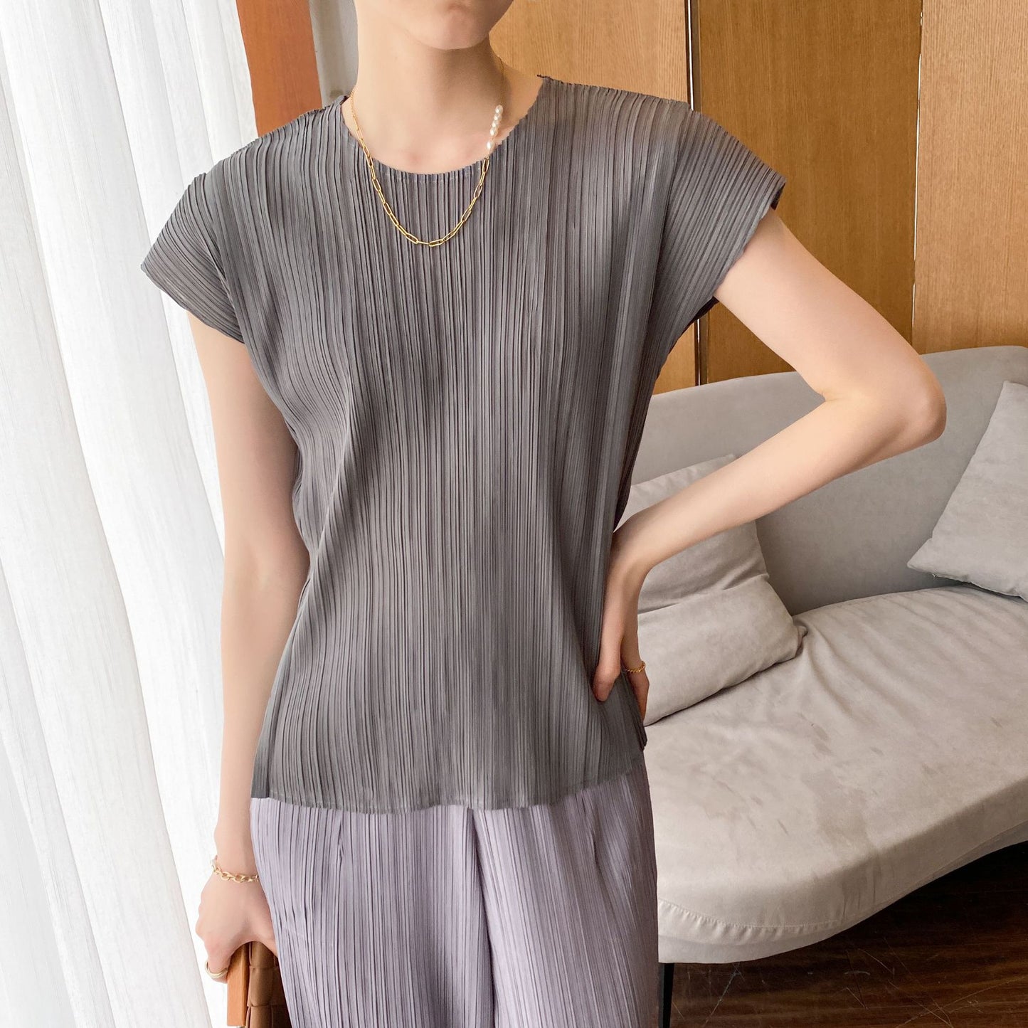 Elegant Minimalist Trench CoatSolid Color Versatile Casual Top for Office Wear