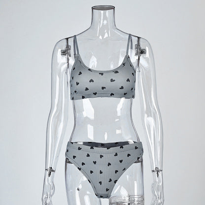 Knitted Heart Print Fashion Strap Sleepwear Set for Women